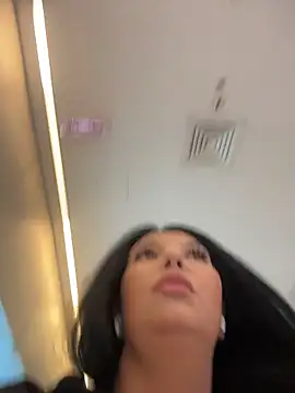 Tisha Busty online show from April 14, 2026, 2:22 pm