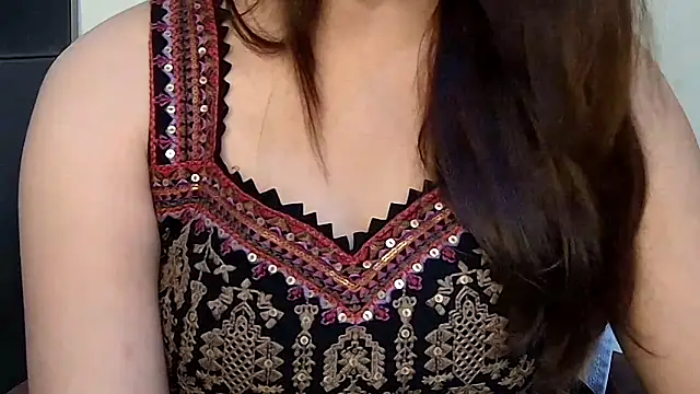 MIss-Naina online show from October 25, 2025, 7:29 am