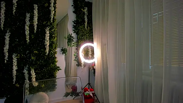 VivienCarter online show from March 3, 2025, 6:42 am