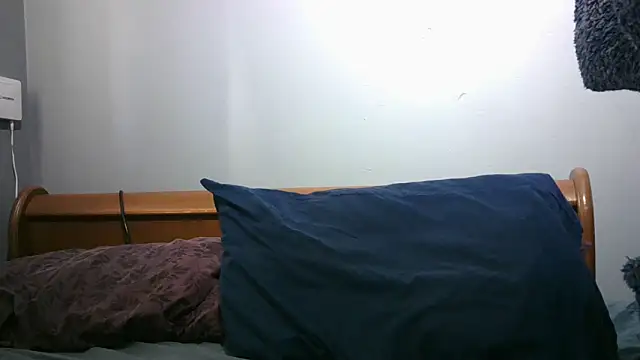 Snapshot of busty-bella1 chatting on September 26, 2025, 8:21 am busty-bella1 online show from September 26, 2025, 8:21 am