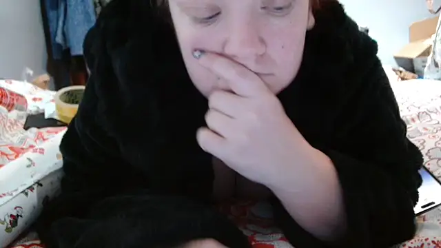 Snapshot of busty-bella1 chatting on December 15, 2025, 11:27 am busty-bella1 online show from December 15, 2025, 11:27 am