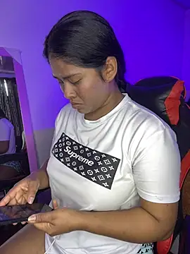 hurren pasha online show from April 9, 2026, 12:44 pm