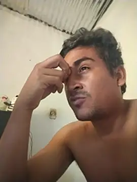 ArmandoDG18 online show from June 29, 2026, 3:23 pm