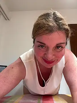 Snapshot of Lombada chatting on February 12, 2026, 9:14 pm Lombada online show from February 12, 2026, 9:14 pm