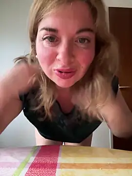 Snapshot of Lombada chatting on February 21, 2026, 7:43 am Lombada online show from February 21, 2026, 7:43 am