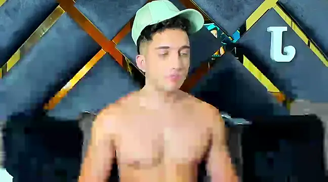 Snapshot of jeicob_stone chatting on February 16, 2025, 11:28 pm jeicob stone online show from February 16, 2025, 11:28 pm