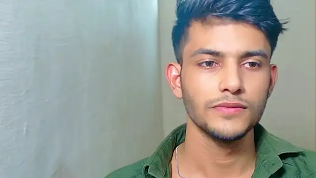 kingkartik7 online show from December 4, 2025, 10:03 am