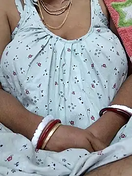 miss-Riy online show from December 22, 2025, 4:51 pm