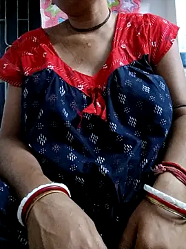 miss-Riy online show from September 10, 2025, 5:12 pm