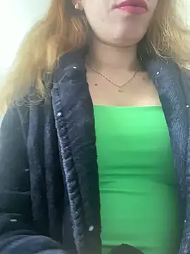 EvaRush online show from February 13, 2025, 9:41 am