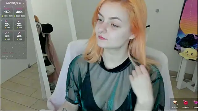 Fire Bestie online show from December 21, 2025, 1:57 pm