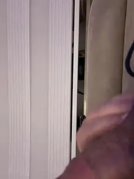 derFickerali online show from March 6, 2025, 3:24 am