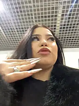 Chloe  Moon online show from January 9, 2025, 10:52 am