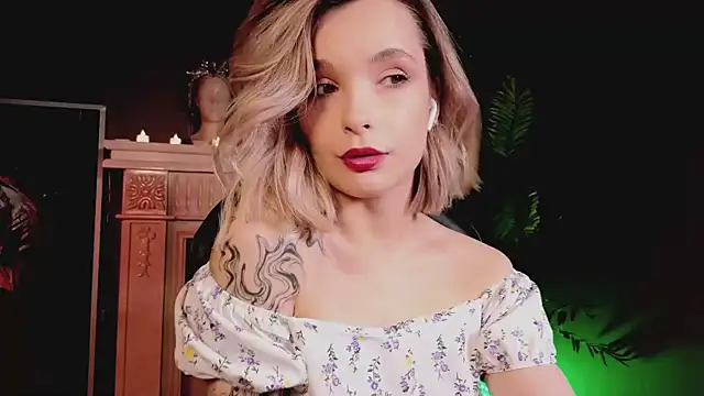 Snapshot of alita_angelo chatting on January 10, 2025, 8:37 pm alita angelo online show from January 10, 2025, 8:37 pm