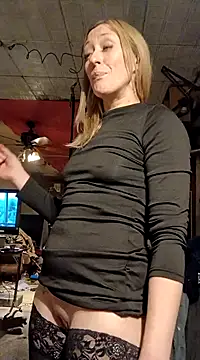 Ashphroditegemini online show from February 17, 2025, 9:32 pm