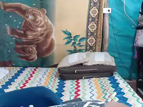 mom son dirty online show from September 25, 2025, 2:12 pm