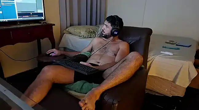 LUH133 online show from December 18, 2024, 12:21 am