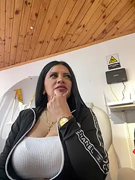 Milff parkerrr online show from March 8, 2025, 4:17 pm