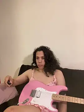 Snapshot of PeacockGoddess chatting on October 12, 2025, 8:32 pm PeacockGoddess online show from October 12, 2025, 8:32 pm