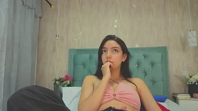 Marcelaa fox online show from October 3, 2025, 7:59 pm