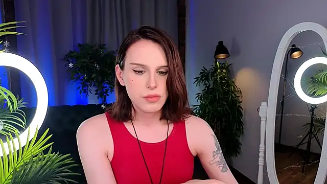  yourFoxy  online show from December 27, 2024, 5:48 pm