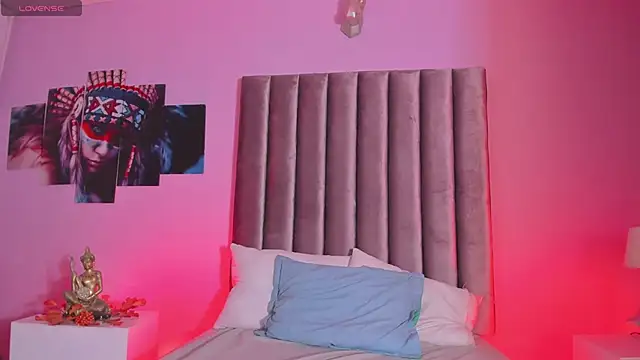 Isabella Flowers online show from April 16, 2026, 5:19 am