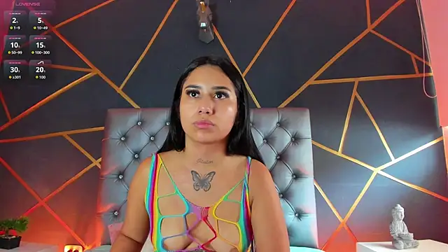 Snapshot of Isabella_Flowers chatting on October 26, 2025, 8:31 pm Isabella Flowers online show from October 26, 2025, 8:31 pm