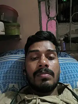 arppyyyxx online show from October 31, 2025, 8:05 pm