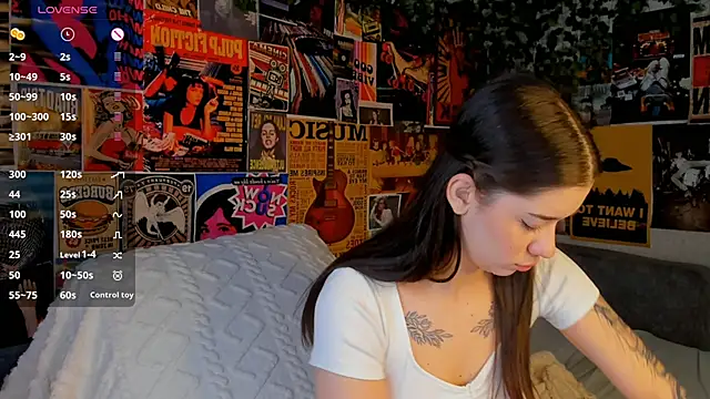 Butterflys1268 online show from March 1, 2025, 11:37 pm