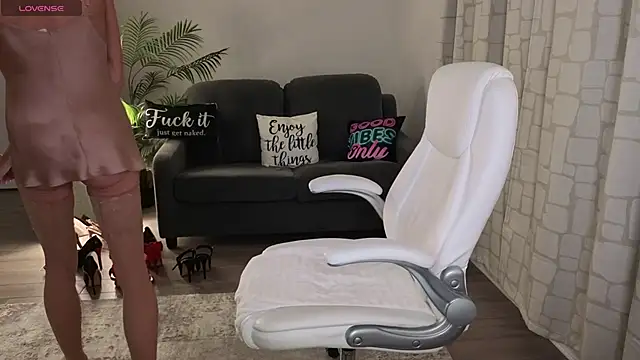 YourMarthaMayer online show from September 30, 2025, 1:28 pm