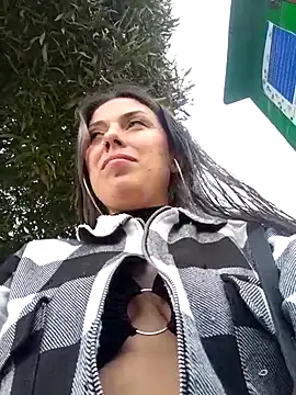 Sweel Leyva18 online show from March 7, 2025, 8:55 pm