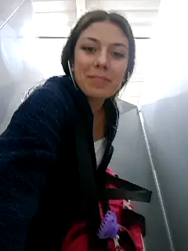 Sweel Leyva18 online show from December 31, 2024, 12:32 am