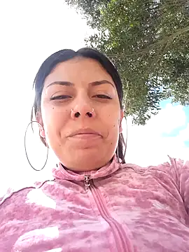 Sweel Leyva18 online show from September 15, 2025, 6:19 pm