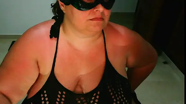 passionduo4 online show from June 7, 2026, 6:57 pm