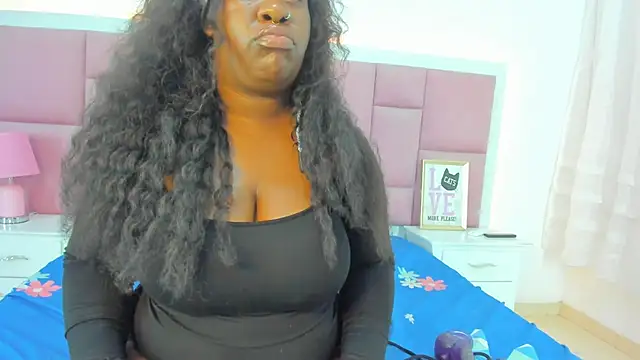 Snapshot of nanami_2 chatting on January 18, 2025, 12:35 am nanami 2 online show from January 18, 2025, 12:35 am