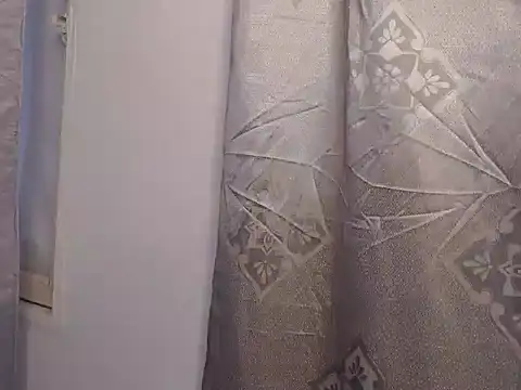 Steisyromero7 online show from November 28, 2025, 1:22 pm