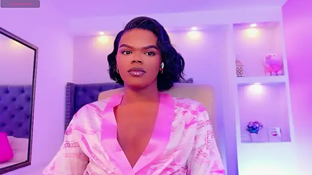 CamiEstrada online show from September 10, 2025, 8:08 pm