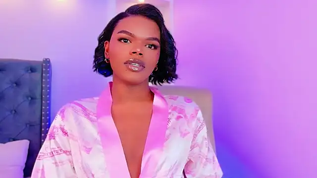 CamiEstrada online show from September 19, 2025, 11:20 pm