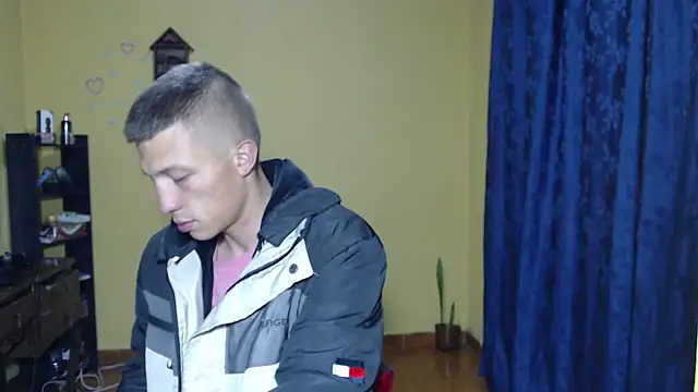 Snapshot of smith_lechosoxxx chatting on October 8, 2025, 1:18 am smith lechosoxxx online show from October 8, 2025, 1:18 am