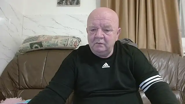 fullballs6 online show from January 19, 2026, 2:59 am