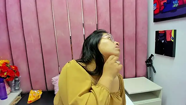 Snapshot of Miaa_Smiith_ chatting on October 5, 2025, 3:08 am Miaa Smiith online show from October 5, 2025, 3:08 am