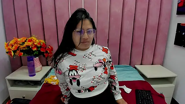 Snapshot of Miaa_Smiith_ chatting on September 25, 2025, 3:01 am Miaa Smiith online show from September 25, 2025, 3:01 am