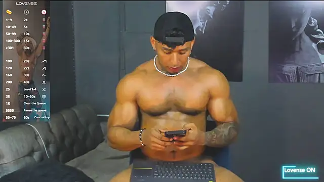 Snapshot of bradley_smith chatting on July 4, 2026, 6:56 pm bradley smith online show from July 4, 2026, 6:56 pm