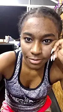 Snapshot of ChannelCox1 chatting on September 24, 2025, 11:32 pm ChannelCox1 online show from September 24, 2025, 11:32 pm