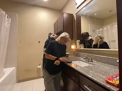 girlfriendmissy online show from February 20, 2025, 9:09 pm