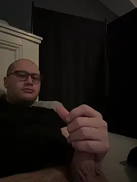 chicostick413 online show from February 9, 2026, 1:31 pm