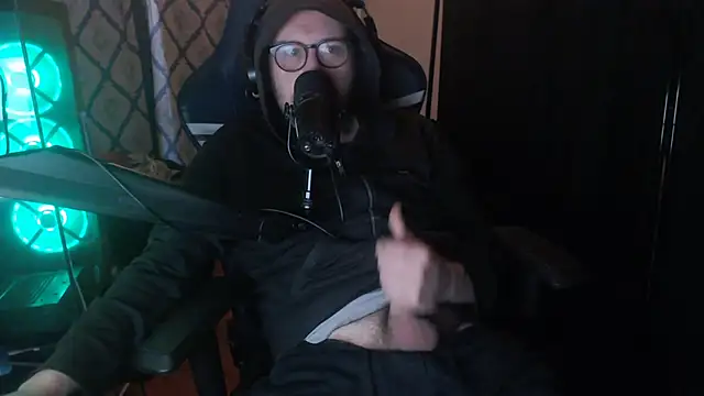 chicostick413 online show from February 23, 2026, 1:44 pm