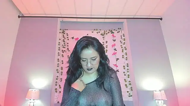 KylieMaxwell online show from March 14, 2025, 11:45 am