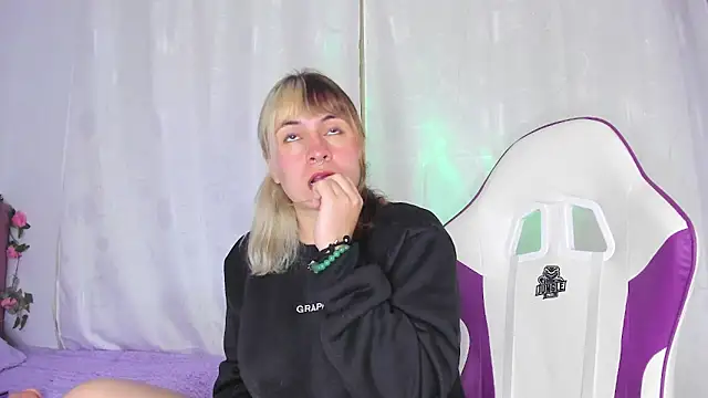 GilaKat online show from January 23, 2025, 3:37 am