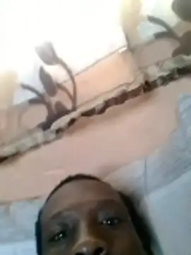 Snapshot of Eugenemtsiri chatting on April 10, 2026, 4:52 am Eugenemtsiri online show from April 10, 2026, 4:52 am